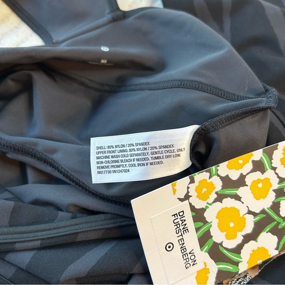 Diane Von Furstenberg Black and Gray Zebra Cat Suit Activewear Target Collab XS - Picture 3 of 9